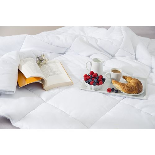 Couette 200x220 Tempérée Couette 4 Saisons Ultra Doux Couette Toute Saison Lavable Hypoallergénique