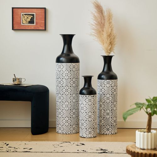 Lot De 3 Vases Sol 83.01/65.99/50.01 Cm, Design Géométrique, Métal Peint, Couleurs Noir Et Blanc