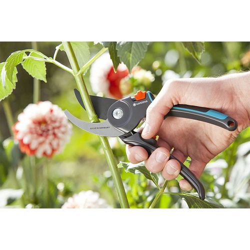Sécateur Comfort Pour Bois Vert Et Branchages Gardena