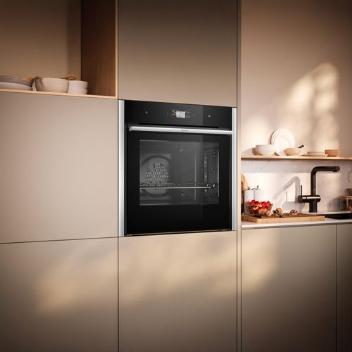 Four encastrable NEFF B64CS71N0 vue d'ambiance 1