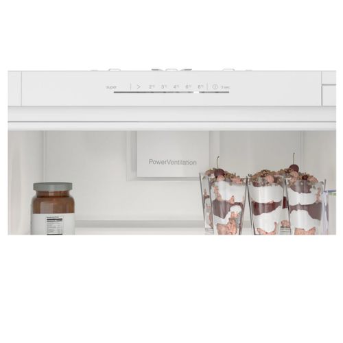 Réfrigérateur intégrable BOSCH KIR81NSE0 310 L vue d'ambiance 1
