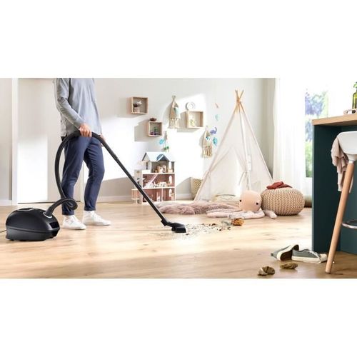 Aspirateur Traineau Sac Serie 4 Bgb41ba1 - Rayon D'action 11 M - 4l - 75 dB - 700 W - Noir