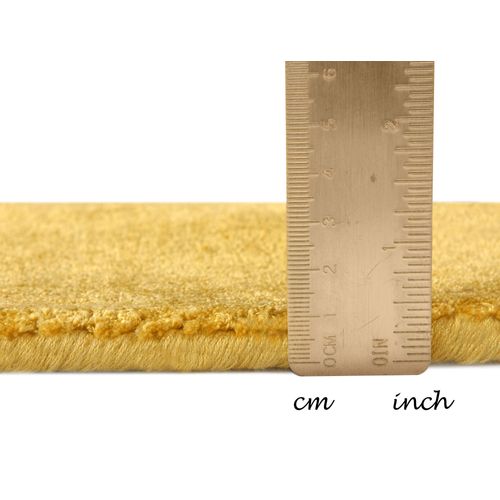 Tapis En Viscose Tissé Main Aspect Vieilli - Shine 65x135 Cm - Doré