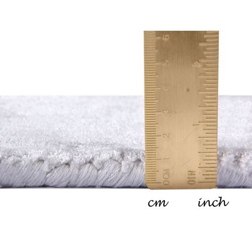 Tapis En Viscose Tissé Main Aspect Vieilli - Shine 160x230 Cm - Argenté