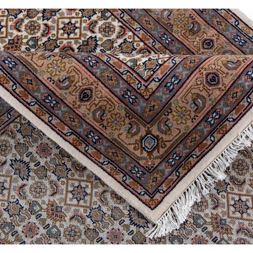 Tapis D'orient Noué à La Main Benares 200x300 Cm - Crème
