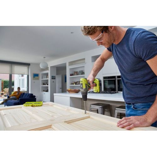 Perceuse-visseuse Sans Fil 18 V One+ 2 Vitesses – Mandrin 13 Mm, 2x1.5 Ah