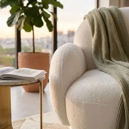Fauteuil pivotant MIMI tissu doux beige cocooning - Rotation 360