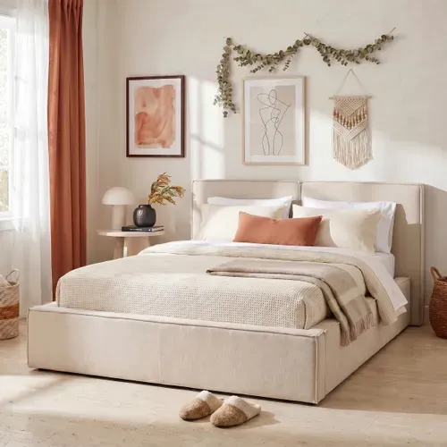 Lit coffre 140x190 cm velours côtelé beige EZRA vue d'ambiance 1