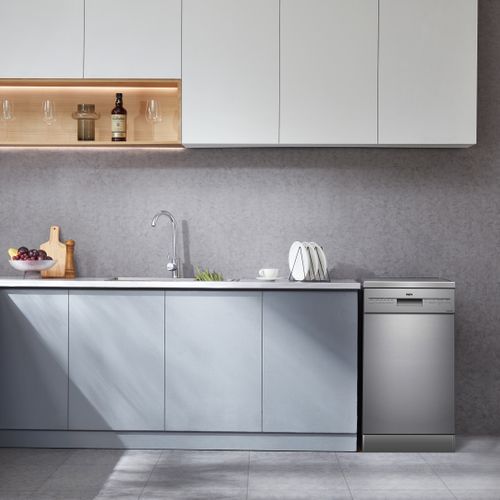 Lave-vaisselle gain de place FAR LV10C47M24DX 10 couverts Inox vue d'ambiance 1