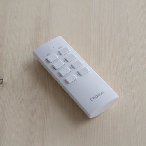 Set 2 Mini Prises - On/off - 2300 W (fr) + Télécommande - Blanc