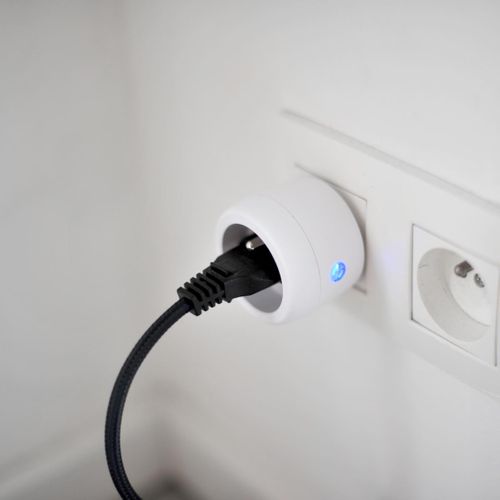Set 2 Mini Prises - On/off - 2300 W (fr) + Télécommande - Blanc