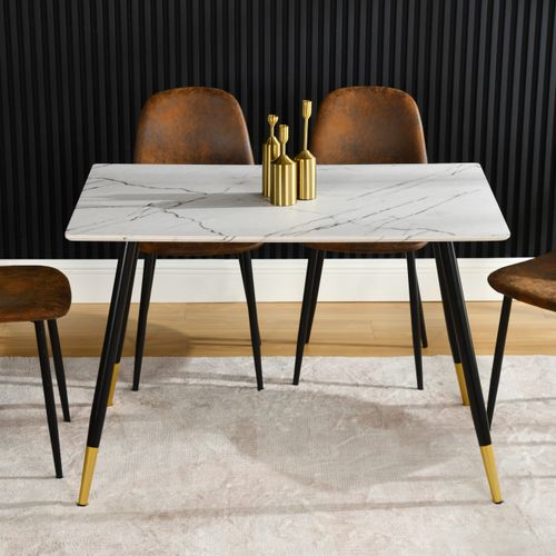 Ensemble Table Blanche Effet Marbre Et 4 Chaises Scandinaves Blanches Cassées
