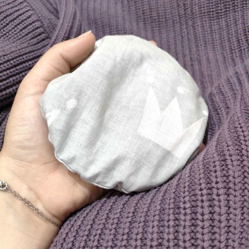 Bouillotte Sèche Coussin Écologique Aux Noyaux De Cerises       Couronnes