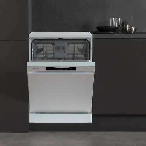 Lave-vaisselle pose libre HISENSE HS643C90W 16 couverts Blanc vue d'ambiance 1
