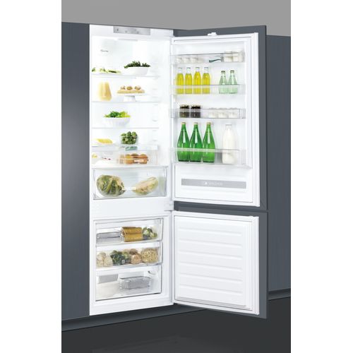 Combiné intégrable WHIRLPOOL SP408102FR 6eme Sens vue de face