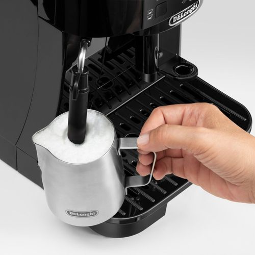 Expresso avec broyeur DE LONGHI ECAM12.121.B MagnificaS