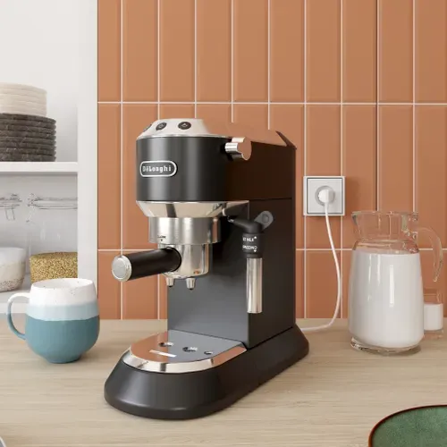 Expresso DELONGHI EC 695.BK Dedica Style noir