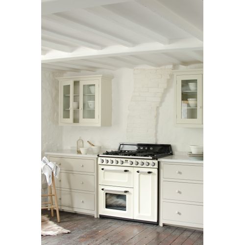 piano de cuisson SMEG TR93P vue d'ambiance 1