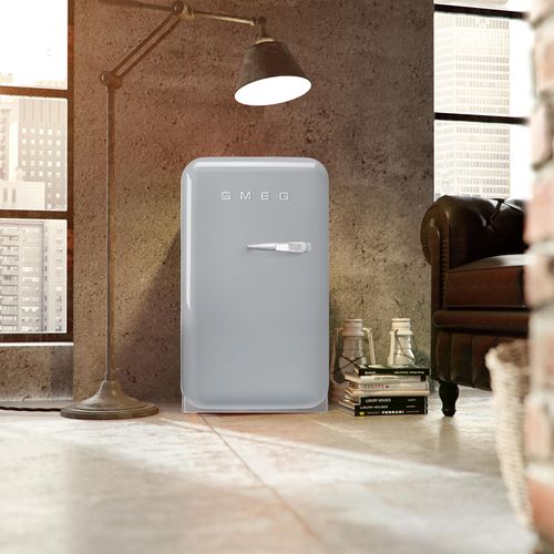 Réfrigérateur table top SMEG FAB5LSV5 34L Silver vue d'ambiance 1