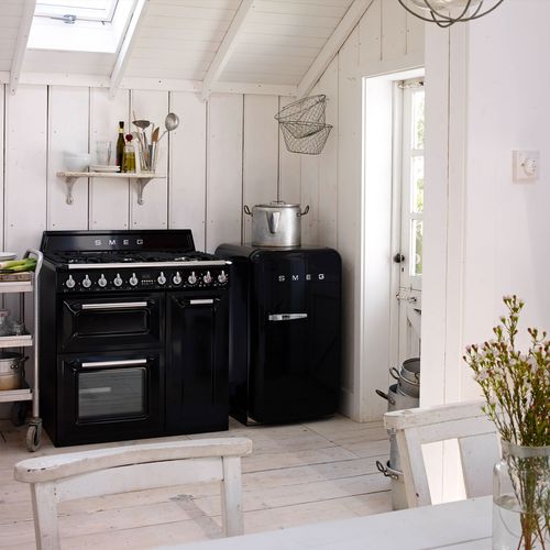 Réfrigérateur 1 porte SMEG FAB10HRBL6 135L noir