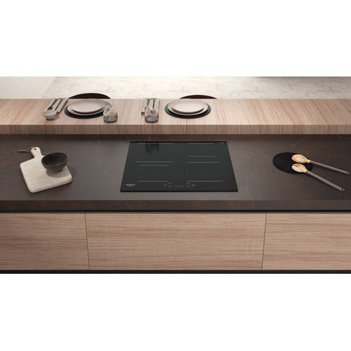 Table Induction Hotpoint Hq2260sne 4 Foyers Noir