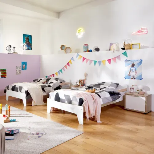 Lit évolutif TIMY blanc et pin vue d'ambiance 1