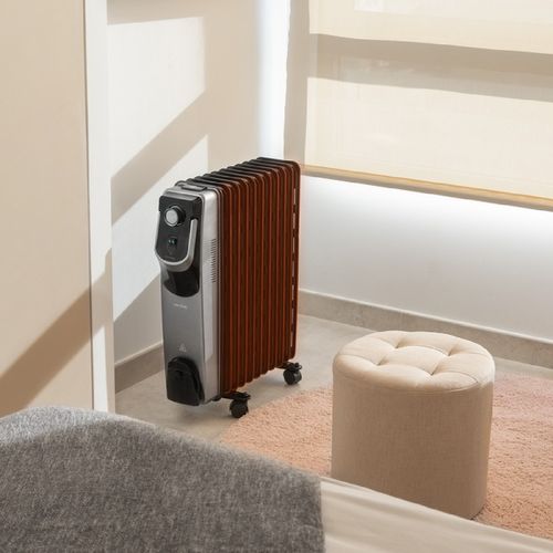 Radiateur Bain D’huile Readywarm 11000 Space 360º 2500w Noir