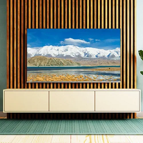 Téléviseur 4K 55''139 cm CHIQ M55QN9V MiniLed - SmartTV vue d'ambiance 1