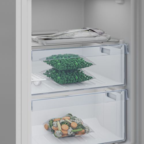 Combiné pose libre BEKO RCSA270K40SN 262L Gris Acier