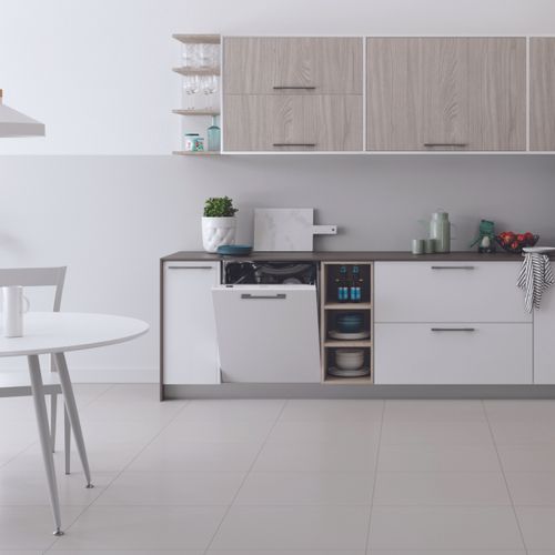 Lave-vaisselle intégrable INDESIT IN2IFA14B3N60 vue d'ambiance 1