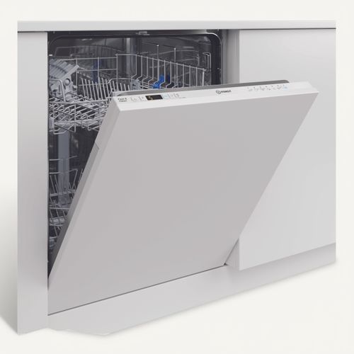 Lave-vaisselle intégrable INDESIT IN2IFA14B3N60 vue 3/4