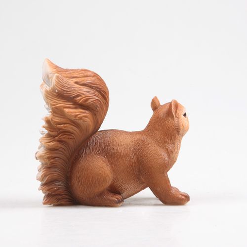 Ecureuil Rigolo En Résine 4 Pattes