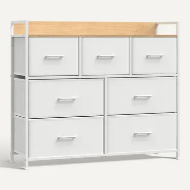 Commode, 7 Tiroirs En Tissu Avec Poignées, Cadre En Métal, Style Moderne, Blanc Et Couleur Boisée Commode, 7 Tiroirs En Tissu Avec Poignées, Cadre En Métal, Style Moderne, Blanc Et Couleur Boisée