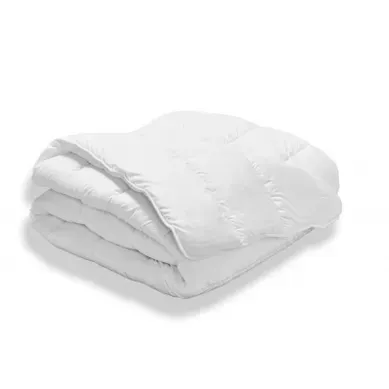 Couette Chaude Anti-acariens 220x240cm