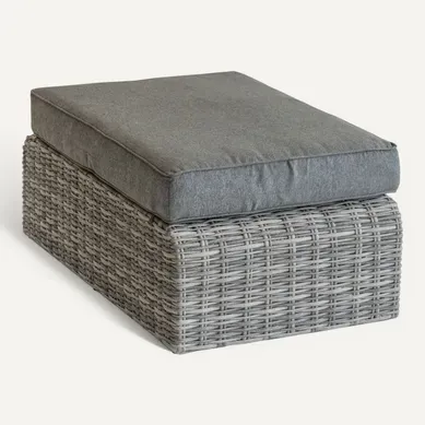 Pouf De Jardin En Résine Tressée Moorea - L. 105 X H. 30 Cm - Gris Ombre Pouf De Jardin En Résine Tressée Moorea - L. 105 X H. 30 Cm - Gris Ombre