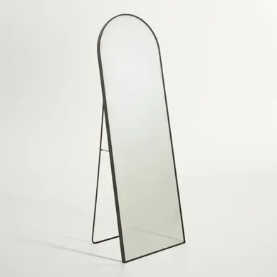 Miroir Sur Pied Arrondi En Verre Noir Design Contemporain