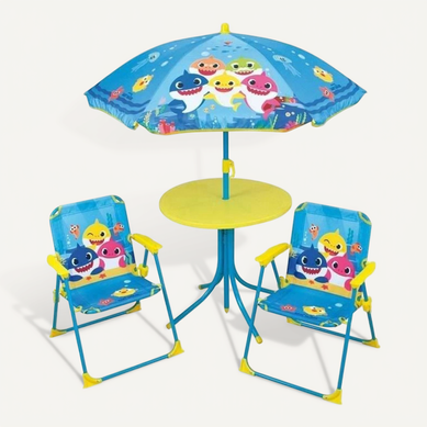 Set Jardin Enfant Baby Shark — Table Ronde D.46 Cm, 2 Chaises Pliantes, Parasol D.100 Cm Set Jardin Enfant Baby Shark — Table Ronde D.46 Cm, 2 Chaises Pliantes, Parasol D.100 Cm
