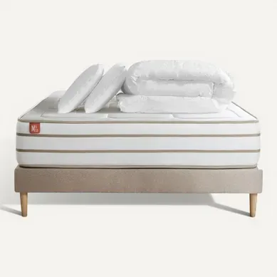 Ensemble Matelas Le Douillet 140x200cm Mémoire De Forme Biovisco + Sommier Kit Beige + 2 Oreillers Ensemble Matelas Le Douillet 140x200cm Mémoire De Forme Biovisco + Sommier Kit Beige + 2 Oreillers