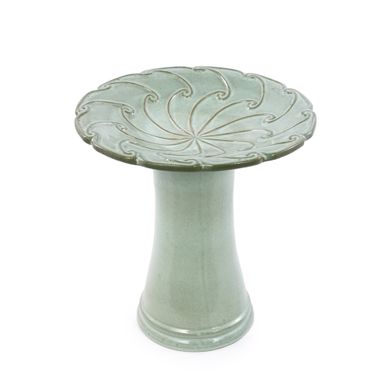 Bain D’oiseaux En Céramique D. 43 Cm H 45 Cm Vert Clair Bain D’oiseaux En Céramique D. 43 Cm H 45 Cm Vert Clair