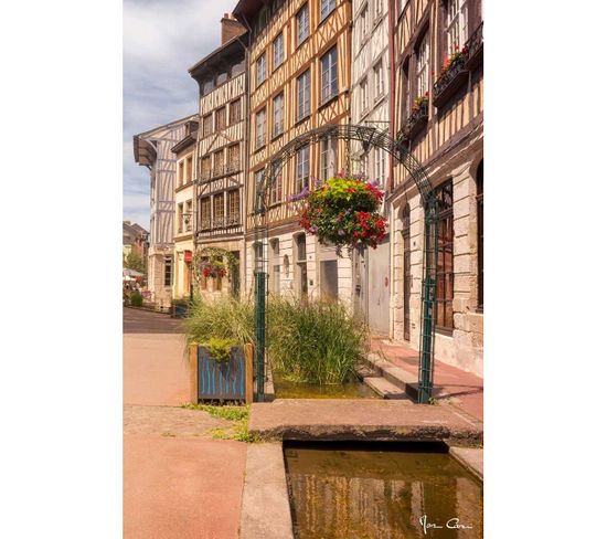 Tableau Sur Toile Rue Eau De Robec Rouen 45x65 Cm