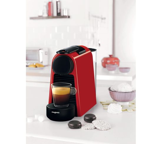 Machine à café Nespresso MAGIMIX Essenza mini rouge 11366