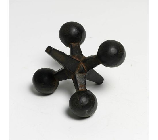 Figure Métal Noir 10x12x9